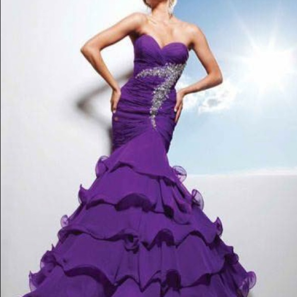 Gown